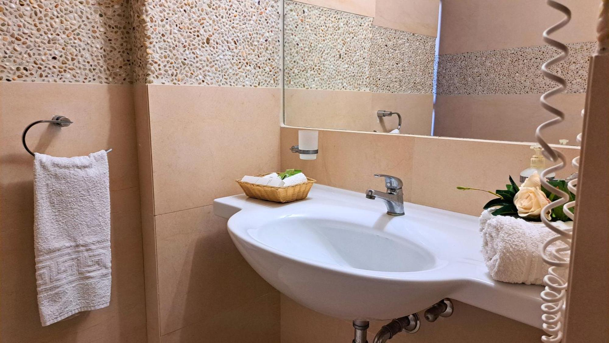 Hotel Astron Princess Kárpathosz Kültér fotó